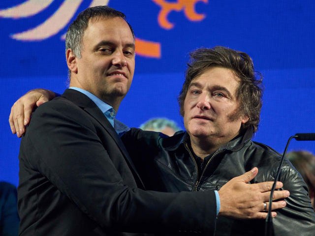 “Sigo confiando en la inocencia de Adorni”: Javier Milei defendió a su ex jefe de Gabinete tras la renuncia
