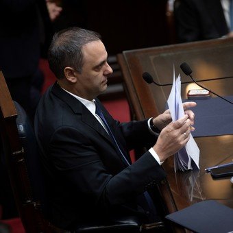 Con la salida de Adorni, el Gobierno logró contener a los aliados y evitar que el Congreso eche al jefe de Gabinete