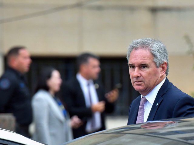 El Gobierno reflota el vínculo diplomático con Venezuela y envía una misión humanitaria para asistir a los afectados por los terremotos